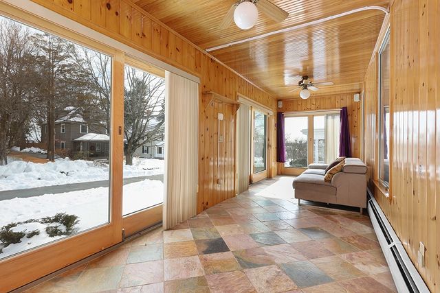 72 Hilltop Avenue, Providence, RI 02908