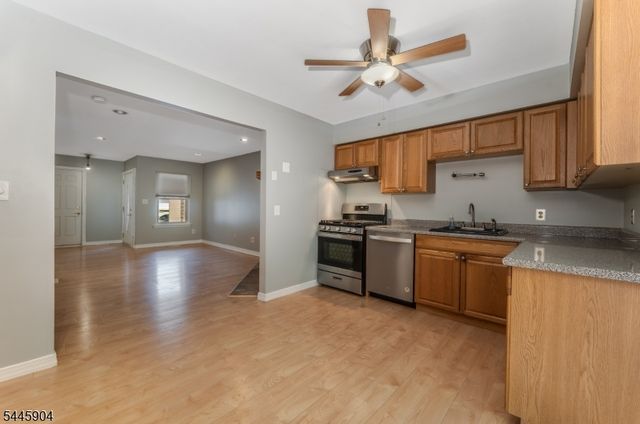 111 Sequoia Ct, Raritan Twp., NJ 08822