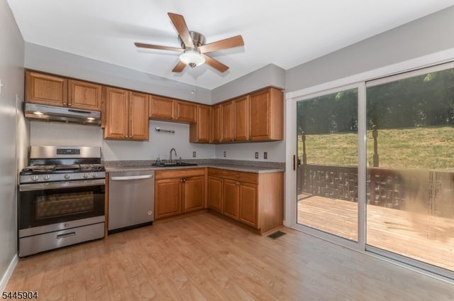 111 Sequoia Ct, Raritan Twp., NJ 08822