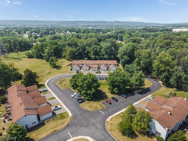 111 Sequoia Ct, Raritan Twp., NJ 08822