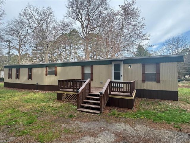 102 Juniper CIR, Moyock, NC 27958