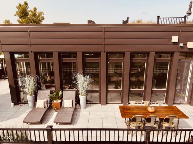 319 E 16th Street 405, Indianapolis, IN 46202