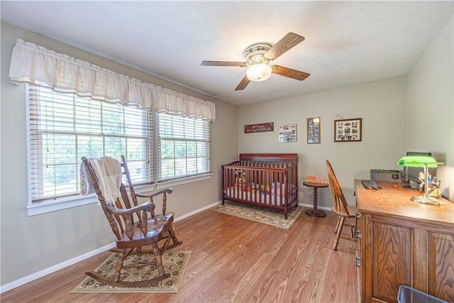 39 Forest Glen Dr, North Fayette, PA 15126