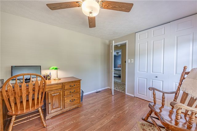 39 Forest Glen Dr, North Fayette, PA 15126