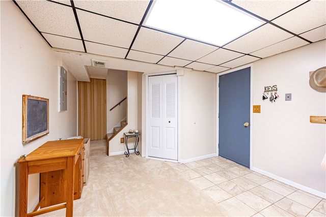 39 Forest Glen Dr, North Fayette, PA 15126