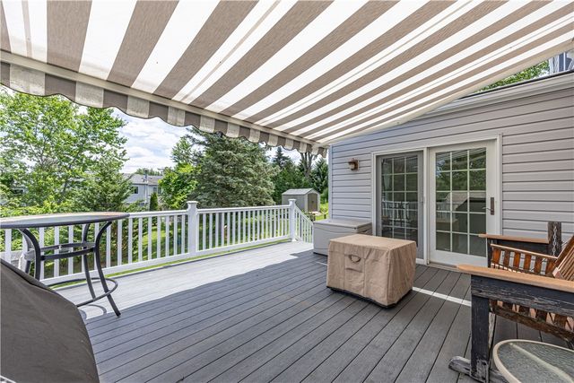 39 Forest Glen Dr, North Fayette, PA 15126