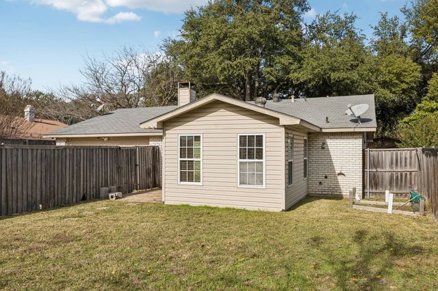 2710 Clover Valley Drive, Garland, TX 75043