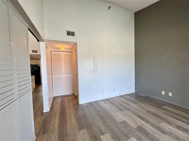 4510 EL CONQUISTADOR PARKWAY 204, Bradenton, FL 34210