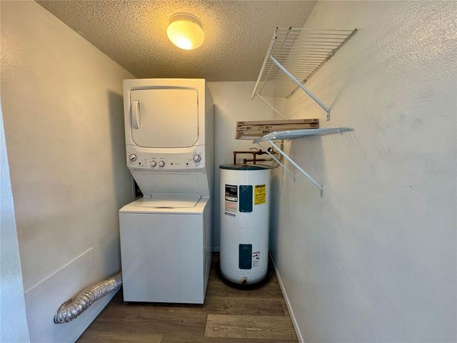 4510 EL CONQUISTADOR PARKWAY 204, Bradenton, FL 34210