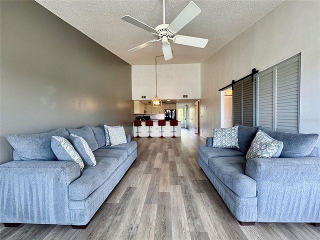 4510 EL CONQUISTADOR PARKWAY 204, Bradenton, FL 34210