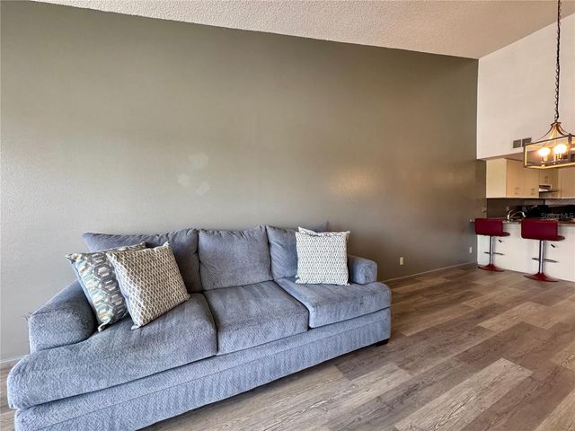 4510 EL CONQUISTADOR PARKWAY 204, Bradenton, FL 34210