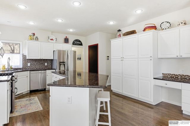 4302 S 176th Street, Omaha, NE 68135