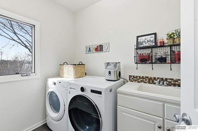 4302 S 176th Street, Omaha, NE 68135