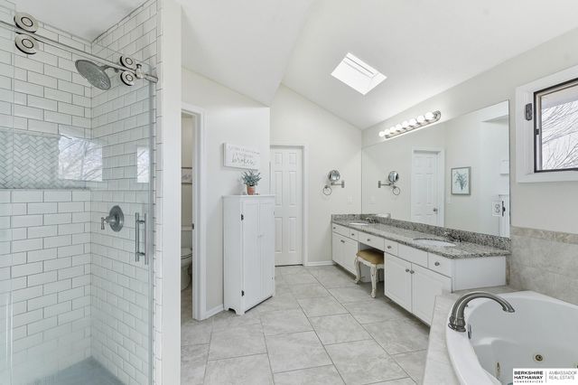 4302 S 176th Street, Omaha, NE 68135