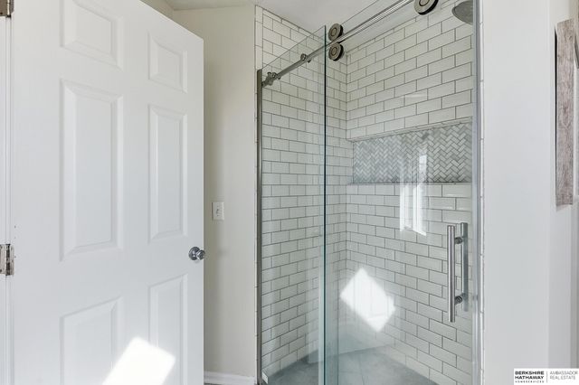 4302 S 176th Street, Omaha, NE 68135