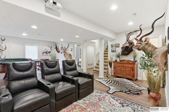 4302 S 176th Street, Omaha, NE 68135