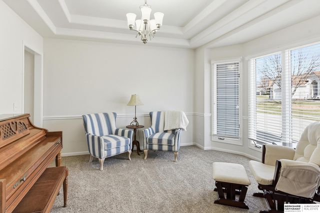 4302 S 176th Street, Omaha, NE 68135