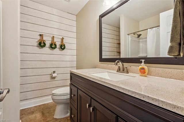 144 View Pointe DR, Newport News, VA 23603