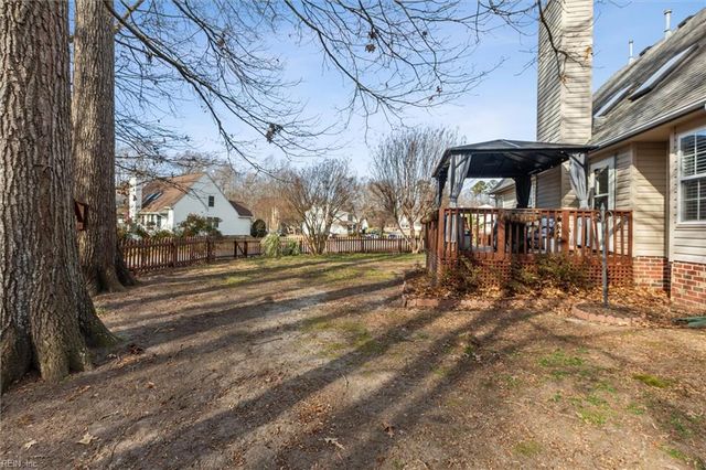 144 View Pointe DR, Newport News, VA 23603