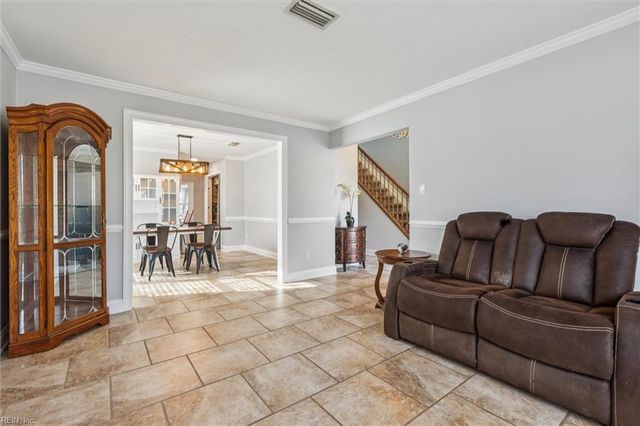 144 View Pointe DR, Newport News, VA 23603