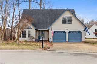 144 View Pointe DR, Newport News, VA 23603