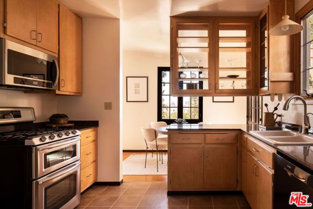 755 Luton Drive, Glendale, CA 91206