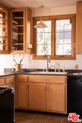 755 Luton Drive, Glendale, CA 91206