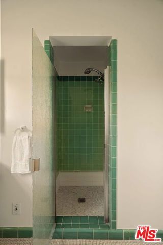 755 Luton Drive, Glendale, CA 91206