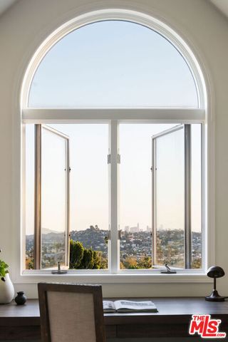 755 Luton Drive, Glendale, CA 91206