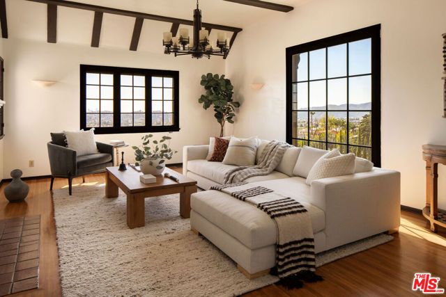 755 Luton Drive, Glendale, CA 91206