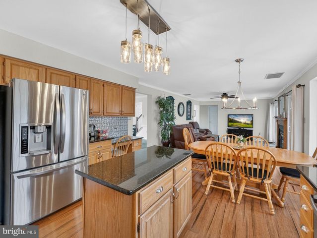 30 WINFIELD CIR, Sewell, NJ 08080