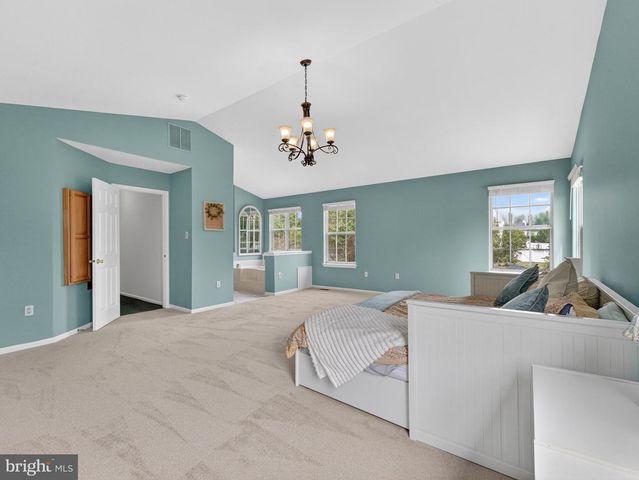 30 WINFIELD CIR, Sewell, NJ 08080