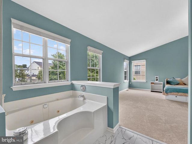 30 WINFIELD CIR, Sewell, NJ 08080