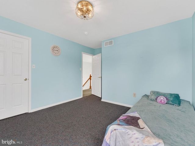 30 WINFIELD CIR, Sewell, NJ 08080