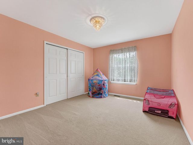 30 WINFIELD CIR, Sewell, NJ 08080