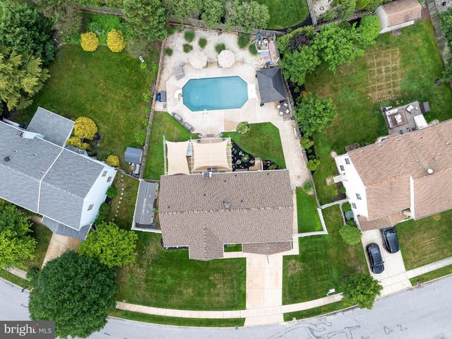 30 WINFIELD CIR, Sewell, NJ 08080