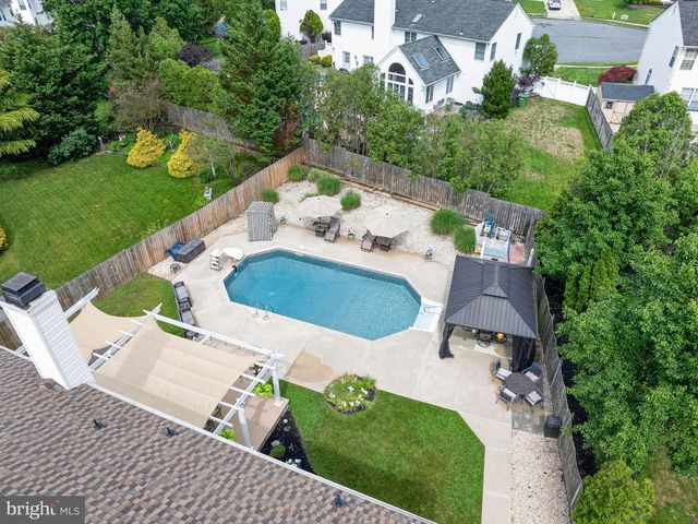 30 WINFIELD CIR, Sewell, NJ 08080