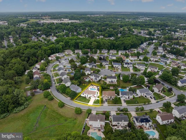 30 WINFIELD CIR, Sewell, NJ 08080