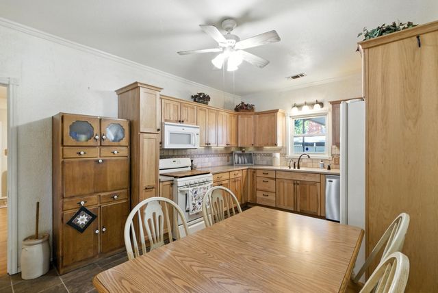 1111 W 8th Street, Cisco, TX 76437