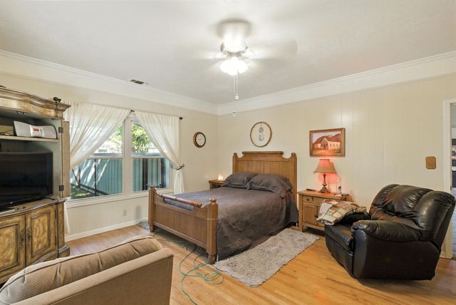 1111 W 8th Street, Cisco, TX 76437
