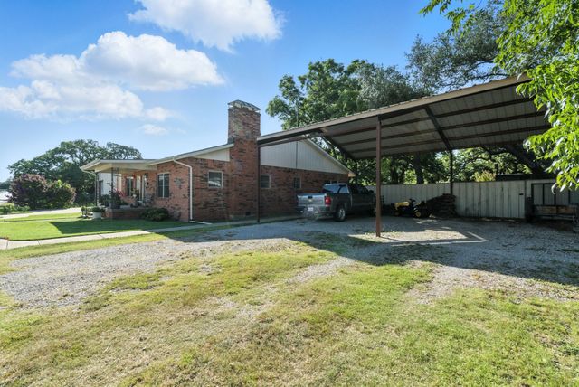 1111 W 8th Street, Cisco, TX 76437