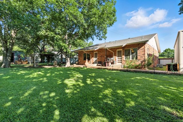 1111 W 8th Street, Cisco, TX 76437
