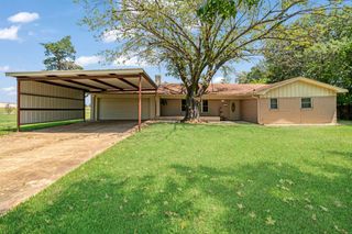 3755 Jefferson Road, Paris, TX 75462