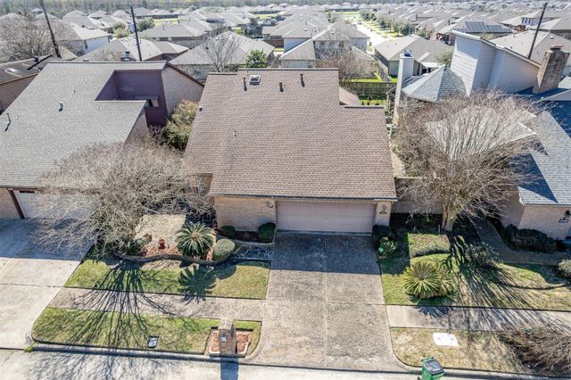 4613 Country Club View, Baytown, TX 77521
