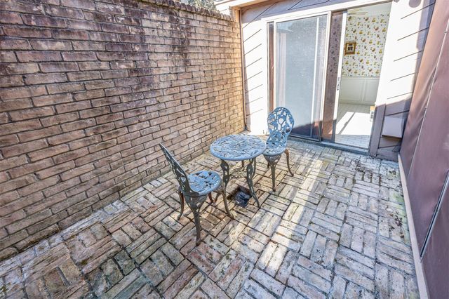 4613 Country Club View, Baytown, TX 77521