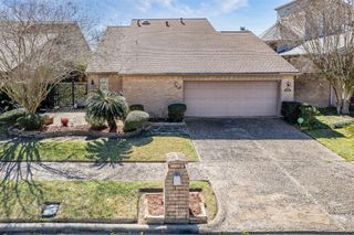 4613 Country Club View, Baytown, TX 77521
