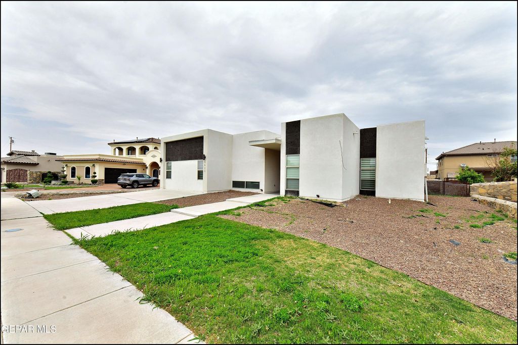 5973 CARTAGENA Circle, El Paso, TX 79932