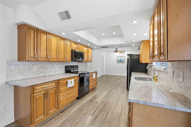 17402 BILLIAR AVENUE, Port Charlotte, FL 33948