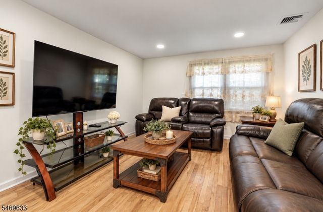 447 Westfield Ave, Clark Twp., NJ 07066