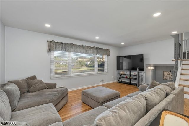 447 Westfield Ave, Clark Twp., NJ 07066